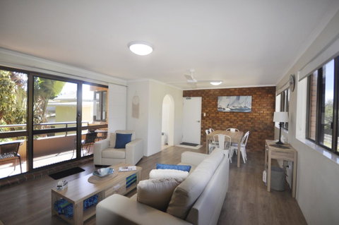 Crystal Waters On The Beach - Accommodation Newcastle 11