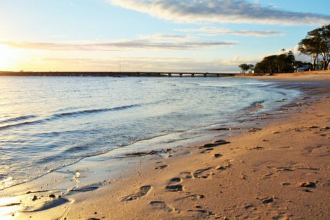 Spacious Unit With Views Of Pumicestone - Wattle Ave, Bongaree - Accommodation Newcastle 11