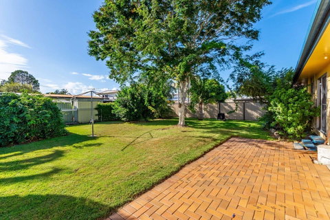 Pet Friendly Cottage In The Heart Of Bribie - Wirraway St, Bongaree - Accommodation Newcastle 13
