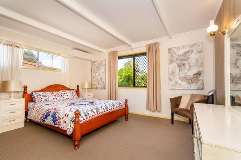 Pet Friendly Cottage In The Heart Of Bribie - Wirraway St, Bongaree - Accommodation Newcastle 6