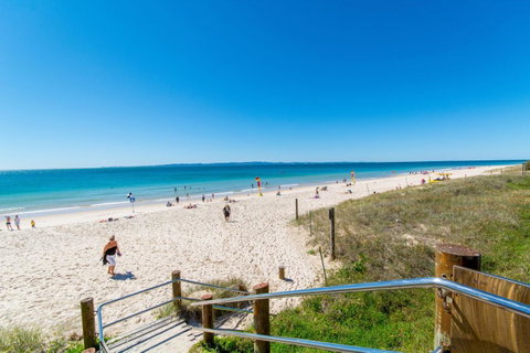 Short Stroll To Surf Beach - North Street, Woorim - Accommodation Newcastle 15