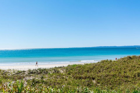 Short Stroll To Surf Beach - North Street, Woorim - Accommodation Newcastle 8