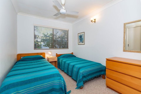 Great Views, Ground Floor Unit Clearview Apartments South Esplande, Bongaree - Accommodation Newcastle 6