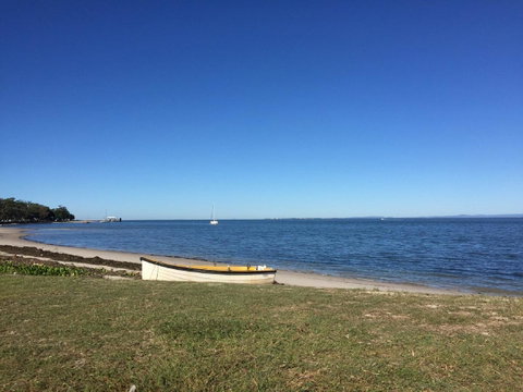 Water Views - Top Floor -Clearview Apartments South Esp, Bongaree - Accommodation Newcastle 2