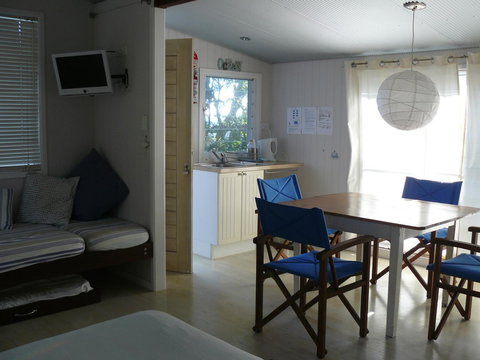 Sea Shanties - Accommodation Newcastle 21