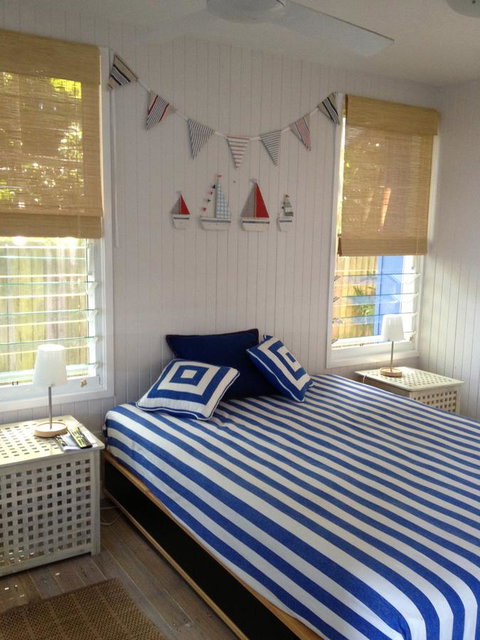 Sea Shanties - Accommodation Newcastle 14