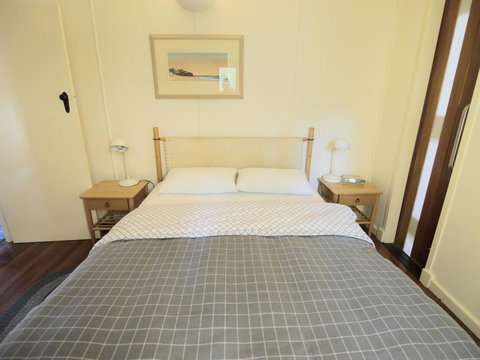 Frenchmans Cottage - Accommodation Newcastle 14