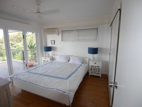 Annie's White House - Accommodation Newcastle 23