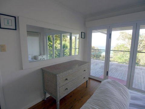 Annie's White House - Accommodation Newcastle 24
