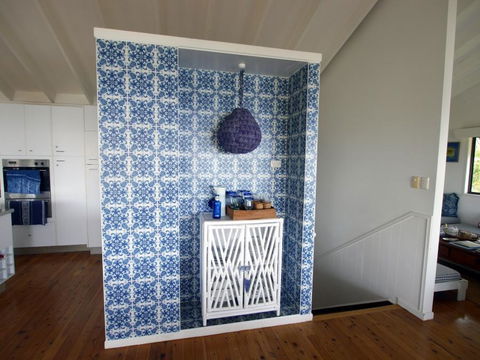 Annie's White House - Accommodation Newcastle 1