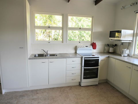 BAMBARA - Accommodation Newcastle 5