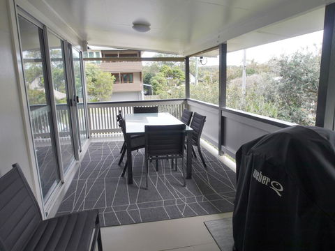 BAMBARA - Accommodation Newcastle 9