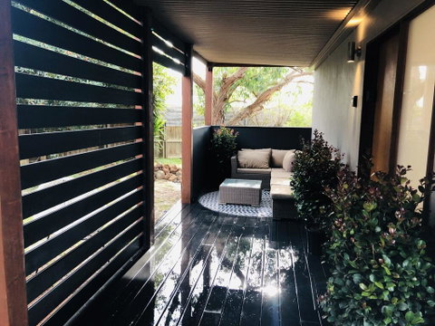 'Carinya' Coastal Cottage - Accommodation Newcastle 1