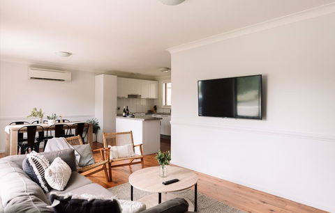 'Comfy & Cosy' - Close To Hospital, Cadia And Early Riser CafÃ© - Accommodation Newcastle 1