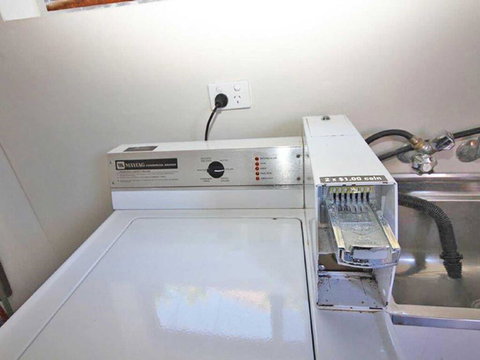 1 'Fiddlers Green' 62 Magnus Street - Ground Floor Unit Close To CBD - Accommodation Newcastle 3