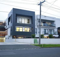 136 Light-filled Homely Box Hill Apt 2Bed2BathFreeParking - Accommodation Newcastle