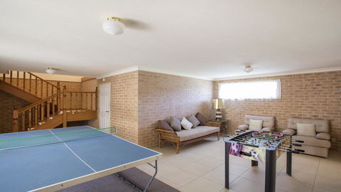 143 Mitchell Pde - Magnificent Outlook - Accommodation Newcastle 1