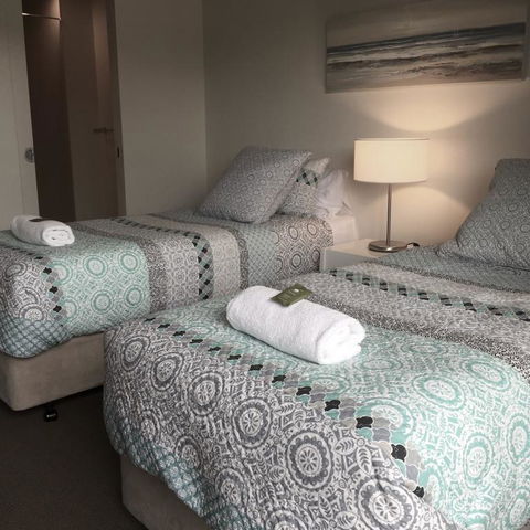 16 Seine Bay Apartment - Accommodation Newcastle 3