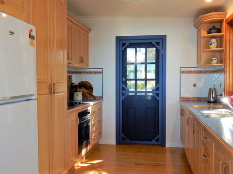 164 Mitchell Pde - Spectacular Views - Accommodation Newcastle 3