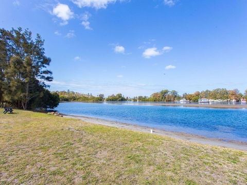 18 Rest Point - Accommodation Newcastle 1