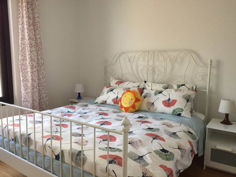 18 Surflen St - Accommodation Newcastle 2