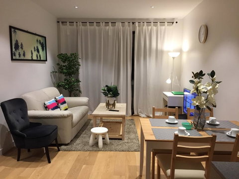 18 Surflen St - Accommodation Newcastle 0