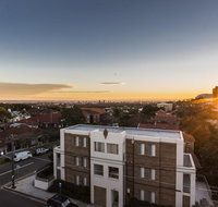 2 Bdrm Art Deco Apt Stroll To Bondi Junction - Accommodation Newcastle