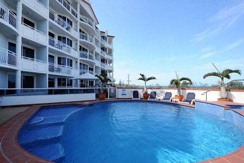 2 Bedroom Alex Unit - Ocean, Pool And Park Views - Accommodation Newcastle 0