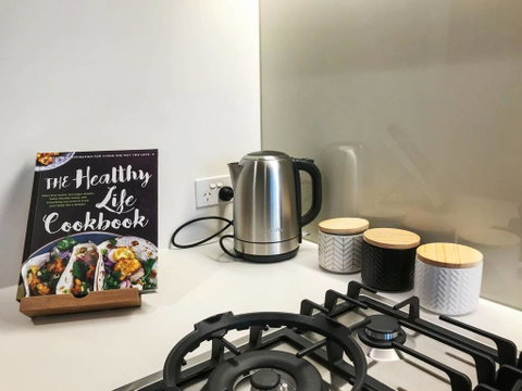 2 Bedroom Luxury On Southbank Boulevard - Accommodation Newcastle 1