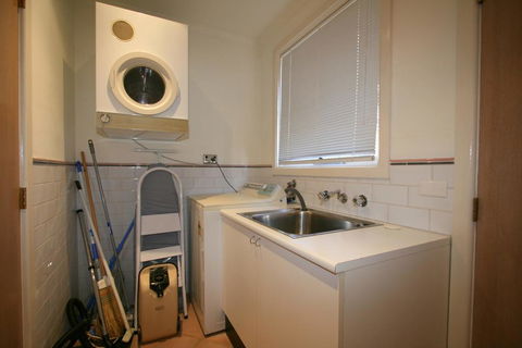 2 Munyang Street, Jindabyne - Accommodation Newcastle 1