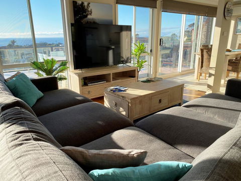 20 Mummaga Way - Accommodation Newcastle 2