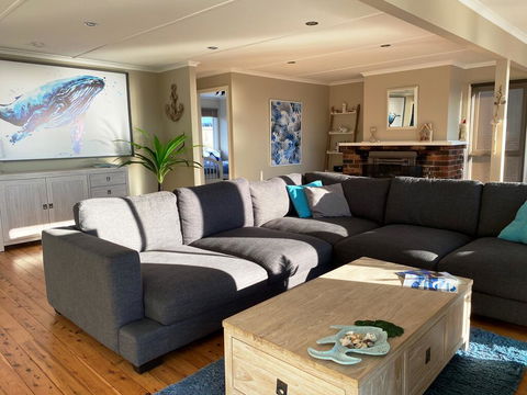 20 Mummaga Way - Accommodation Newcastle 1