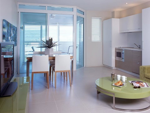 201 Lake Street - Accommodation Newcastle 3