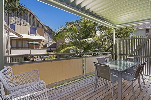 Beach Houses 22 30 Hastings Street Noosa Heads - Accommodation Newcastle 1