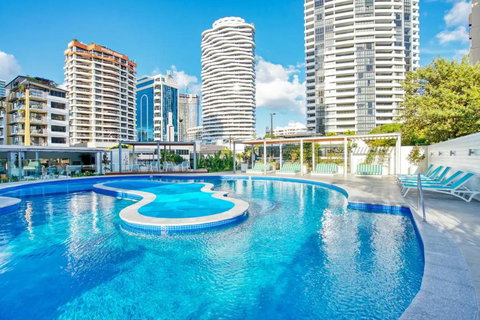 Beach Haven, 25th Floor Beachfront - Accommodation Newcastle 4