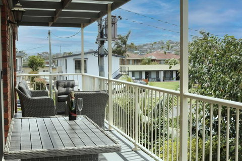 Beach Haven - Accommodation Newcastle 4