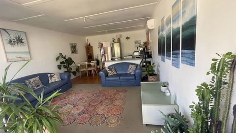 Beach Hut Overnight Rental - Accommodation Newcastle 0