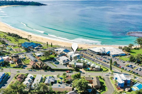 Beachfront Five - Accommodation Newcastle 0