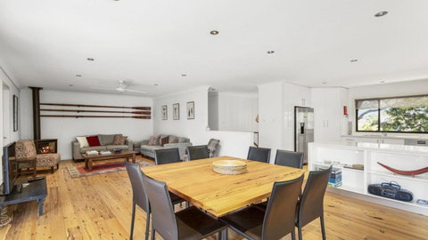 Beachside Oasis Pearl Beach - Accommodation Newcastle 3