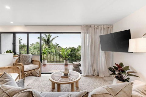Beachside Serenity - Accommodation Newcastle 1