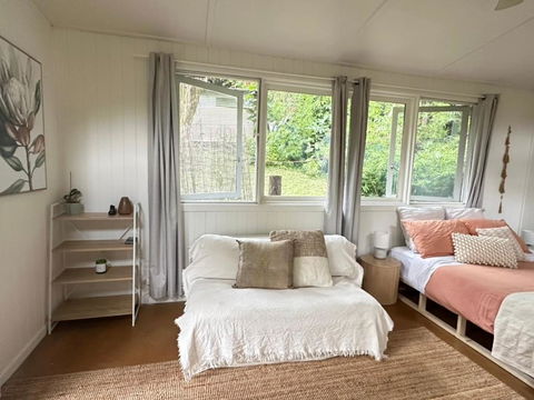 Beautiful Cosy Cabin Near The Sea - Accommodation Newcastle 4