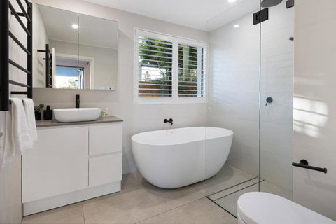 Beach Retreat - Accommodation Newcastle 4