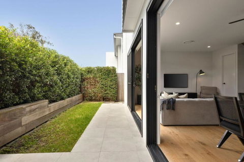 Bella Villa - Accommodation Newcastle 4