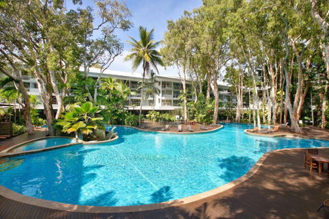 Belle Escapes Beachview Suite 1304 Drift Beachfront Resort - Accommodation Newcastle 0
