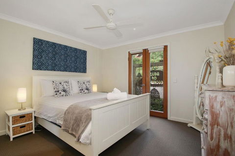 Bells Of Beechworth - Accommodation Newcastle 2
