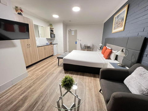 Benson Court Motel - Accommodation Newcastle 1