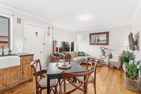 Berrigal 4 Beachfront - Accommodation Newcastle 2