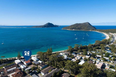 Berrigal 4 Beachfront - Accommodation Newcastle 0