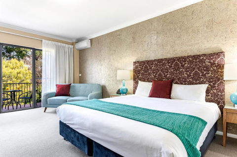Berry Village Boutique Motel - Accommodation Newcastle 0