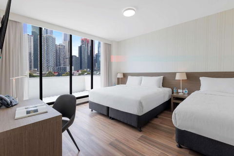 Best Western Queen Victoria Market Hotel - Accommodation Newcastle 0